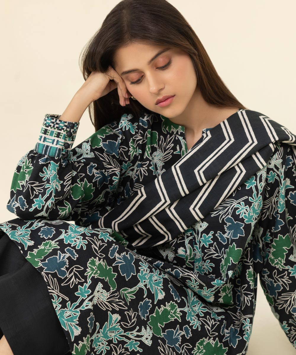 2 Piece - Printed Khaddar Suit