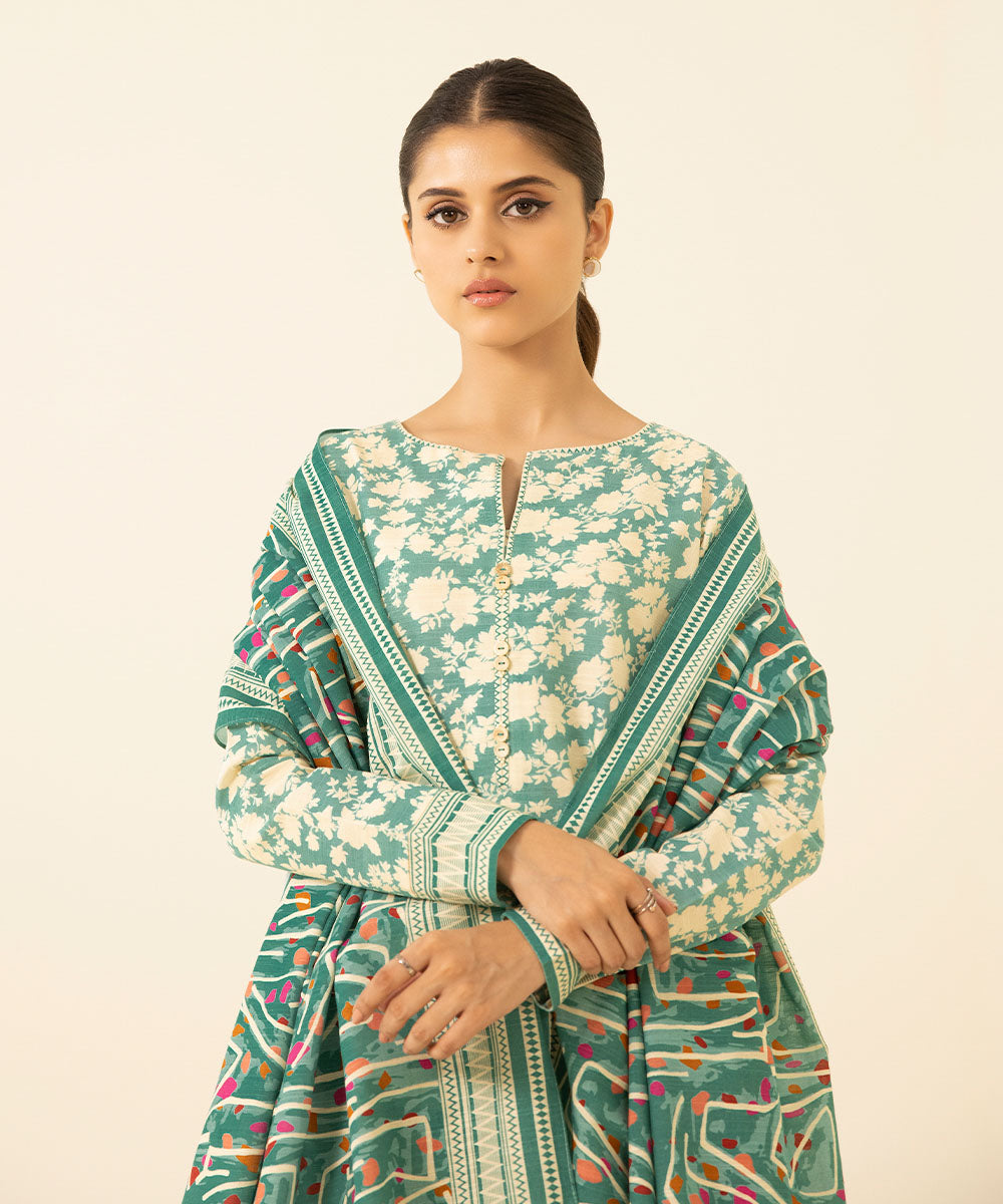 3 Piece - Printed Khaddar Suit