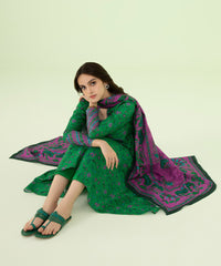 3 Piece - Printed Khaddar Suit