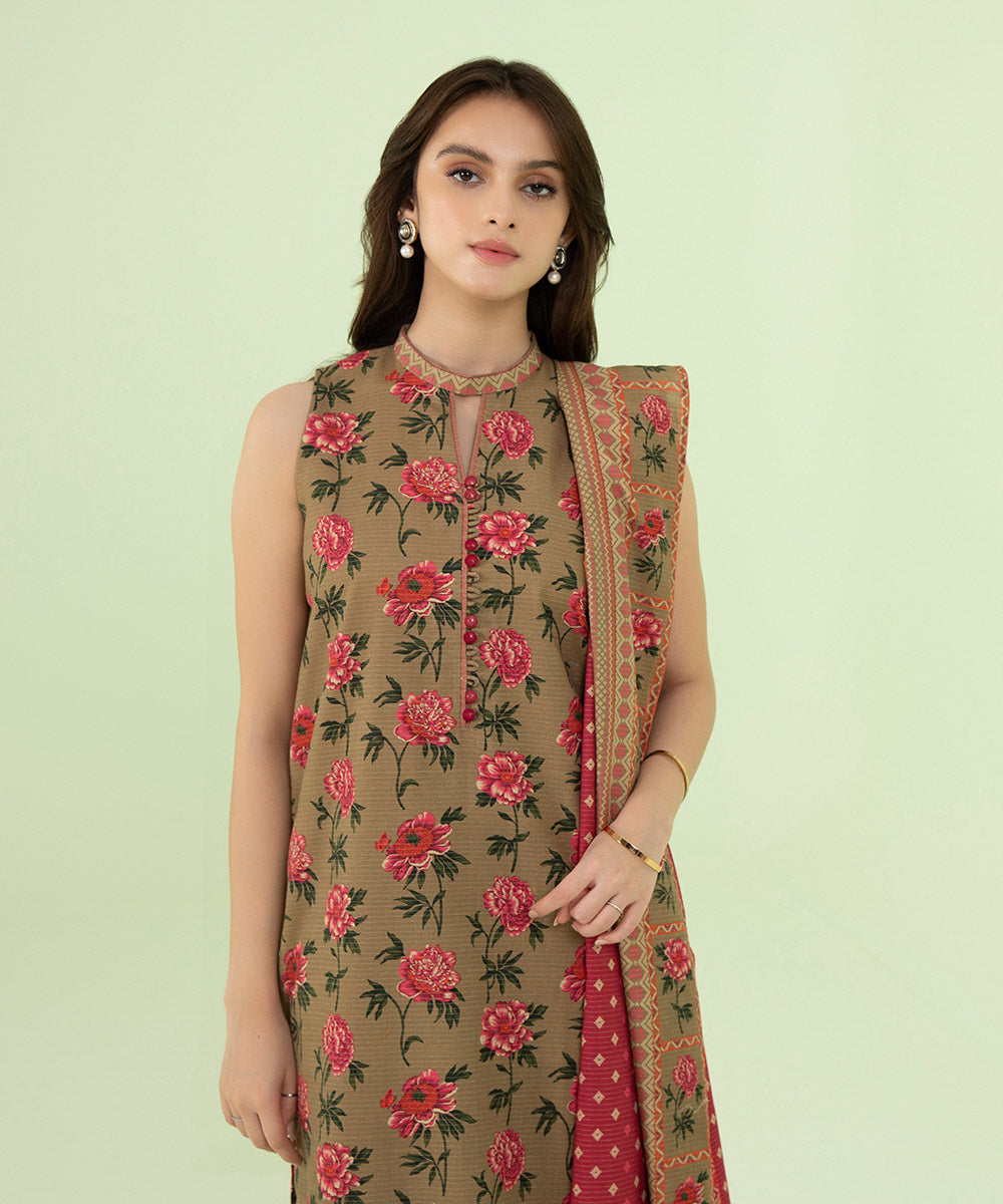 3 Piece - Printed Zari Khaddar Suit