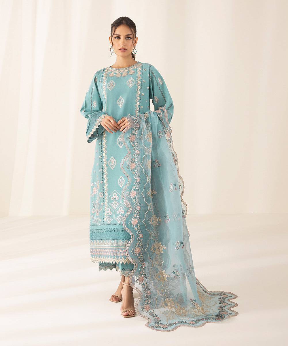 3 Piece - Embroidered Cotton Karandi Suit