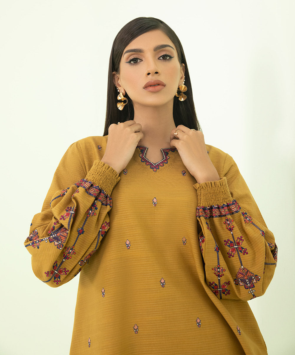 2 Piece - Embroidered Zari Khaddar Suit