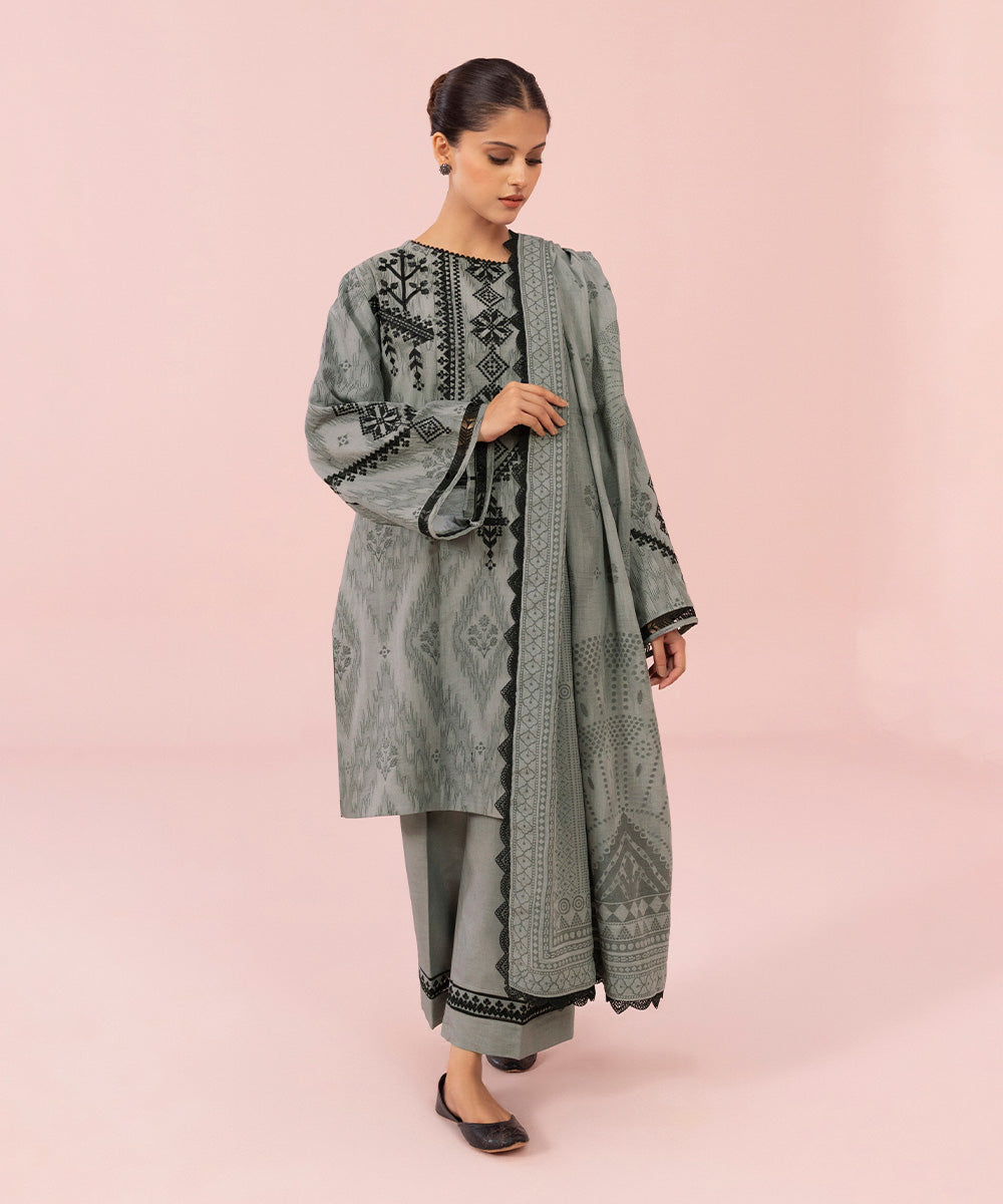 3 Piece - Embroidered Jacquard Suit